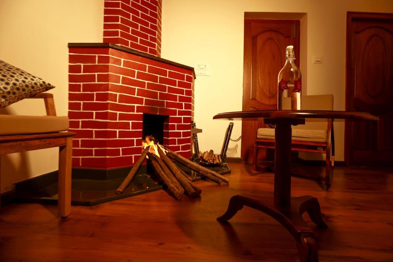 Green Wood Hill Cottage Уті Екстер'єр фото