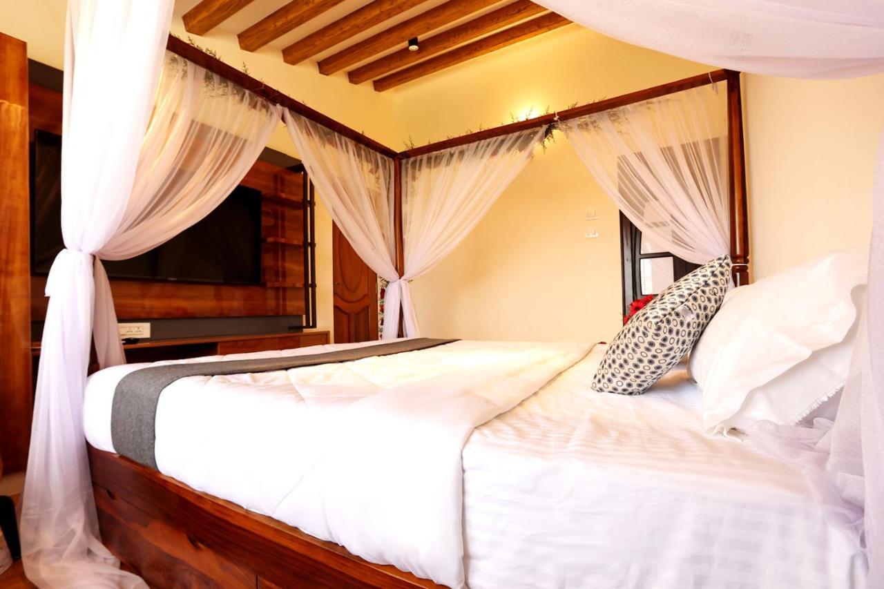 Green Wood Hill Cottage Уті Екстер'єр фото