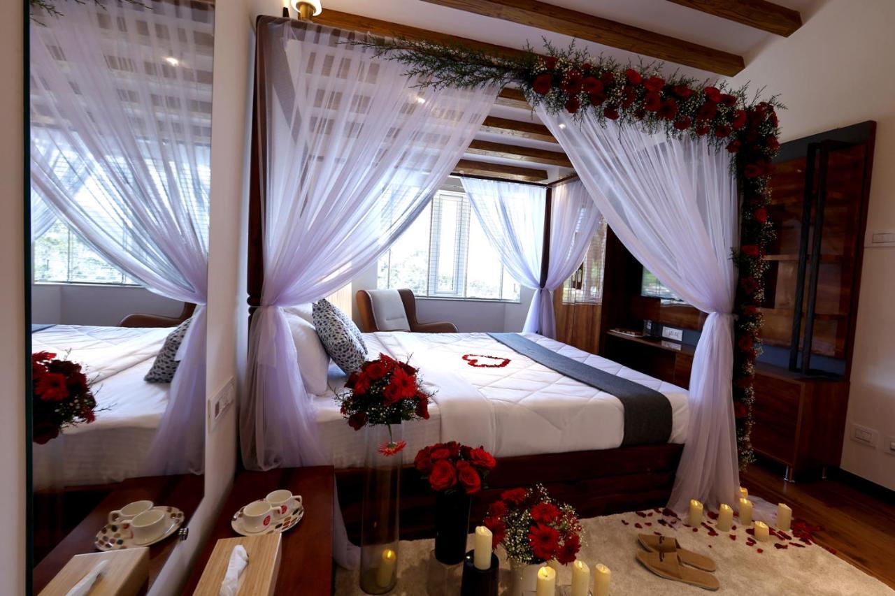 Green Wood Hill Cottage Уті Екстер'єр фото