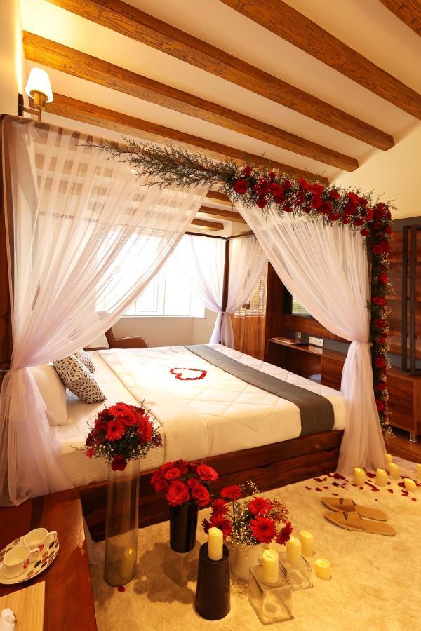 Green Wood Hill Cottage Уті Екстер'єр фото