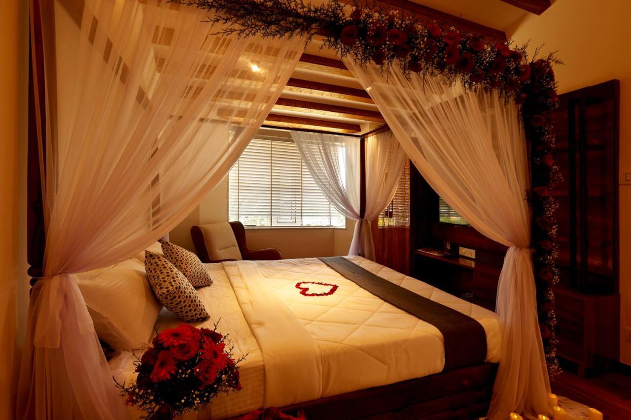 Green Wood Hill Cottage Уті Екстер'єр фото